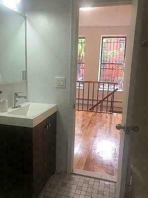 2nd image of 47 Clifton Pl #1H