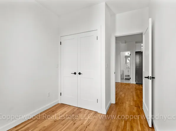315 East 84th Street image 7 of 9