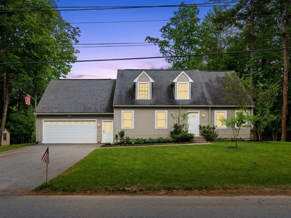 17 Manor Street, Old Orchard Beach, ME 04064