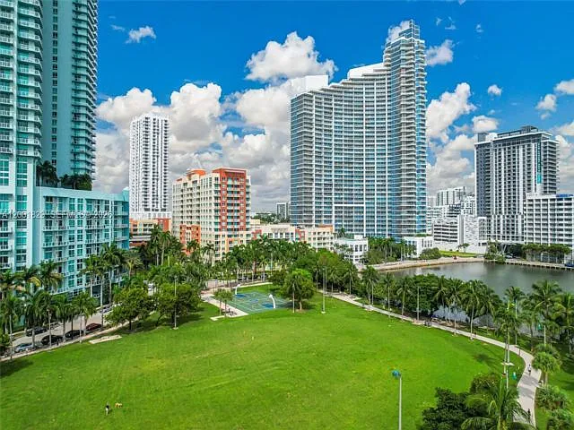 2001 Biscayne Blvd #2617 — Photo 6