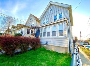 32 Erastina Pl, Staten Island, NY 10303