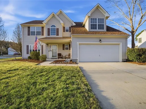 1450 Lipton Cir, Suffolk, VA 23434