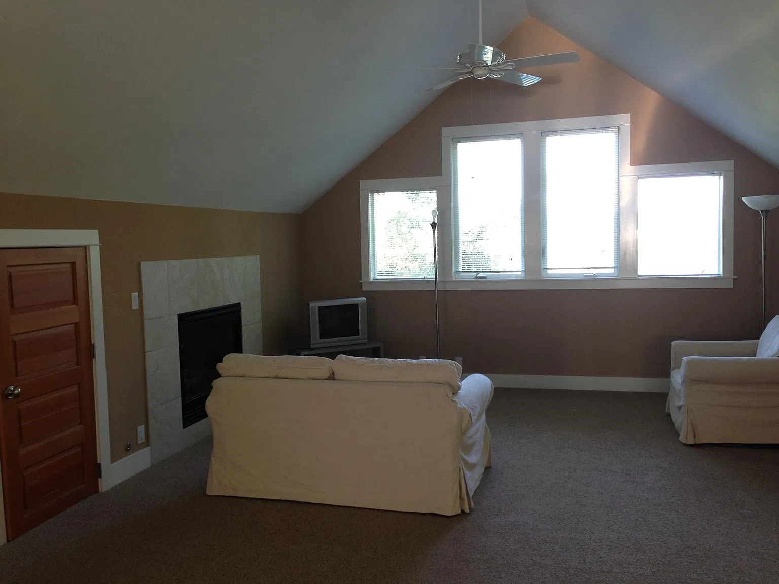 11091 Battle Point Dr NE — Photo 2