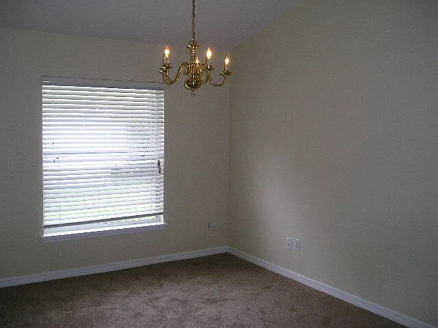 4 bed, 2.0 bath, 1514 sqft, $1,795 — Photo 3