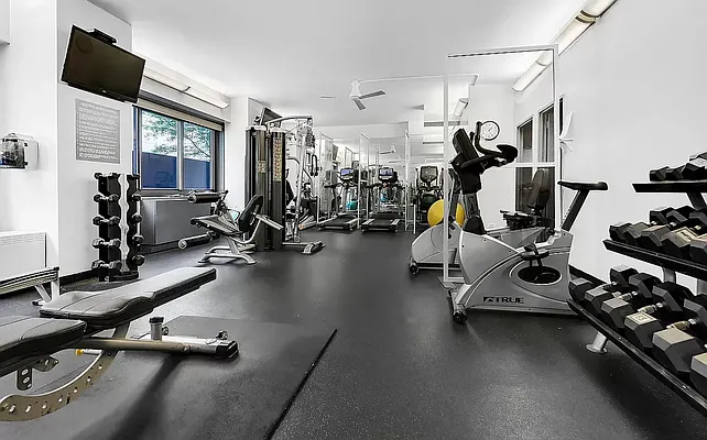 Rented by Highline Residential | media 44