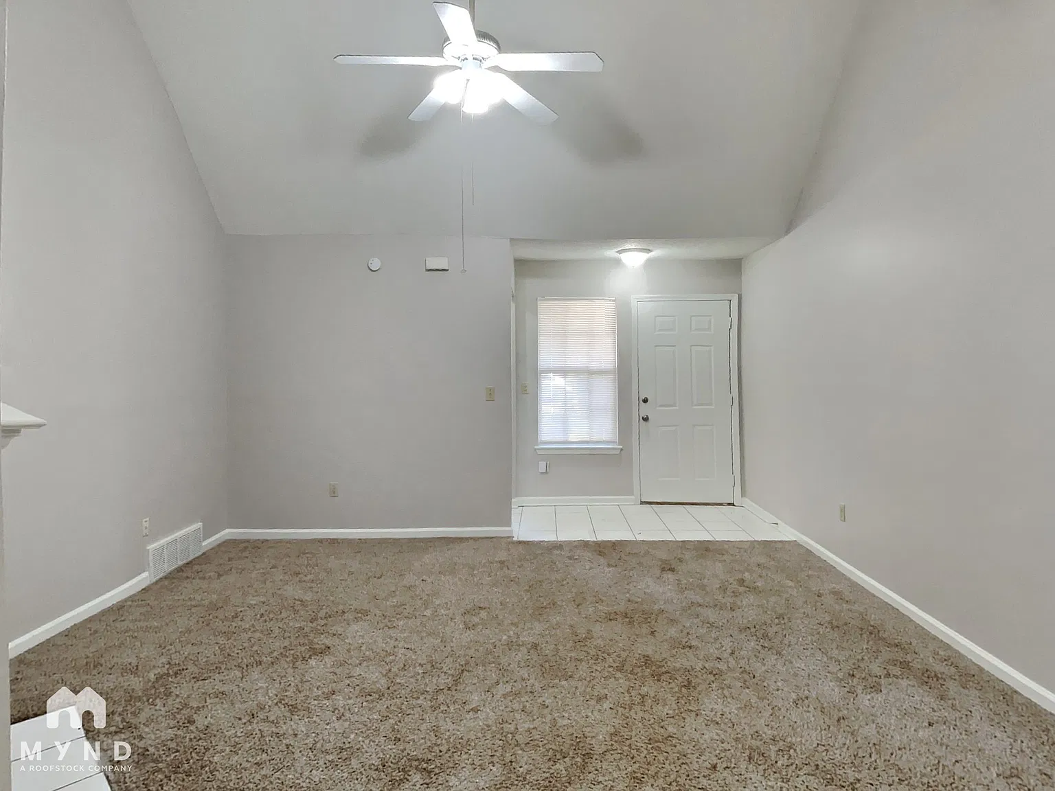 3 bed, 2.0 bath, 1234 sqft, $1,475 — Photo 4