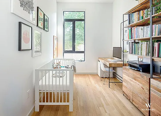 Sold by Warburg | media 26