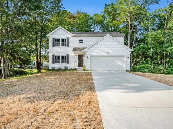 15088 Krueger St, Spring Lake, MI 49456