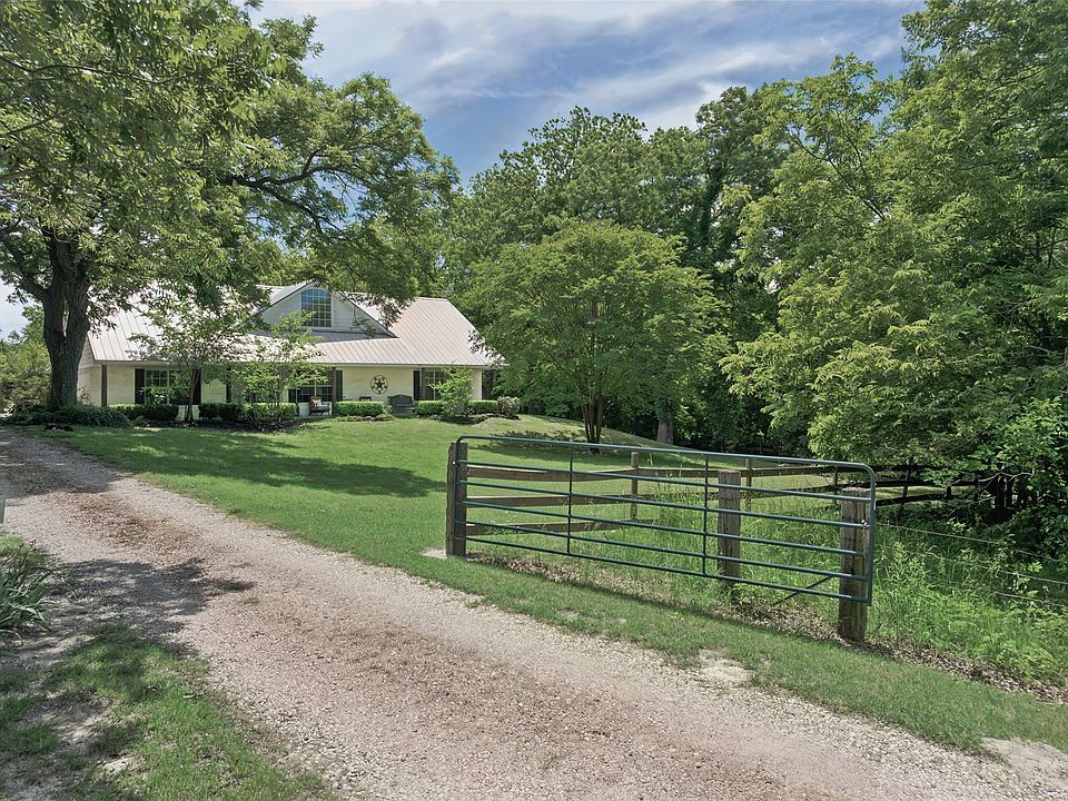 1st image of 1000 Ballard Rd