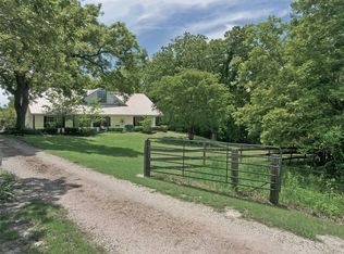 1000 Ballard Rd, Van Alstyne, TX 75495