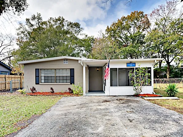 502 Devonshire St, Oldsmar, FL 34677