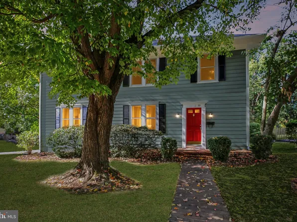 10 Maryland Ave, Gaithersburg, MD 20877