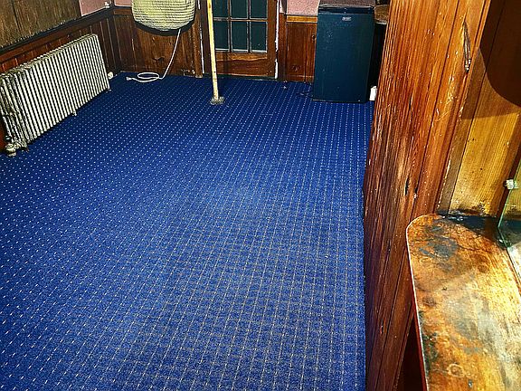 3rd image of 609 Cooke St