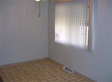 3rd image of 4937 Donovan Dr