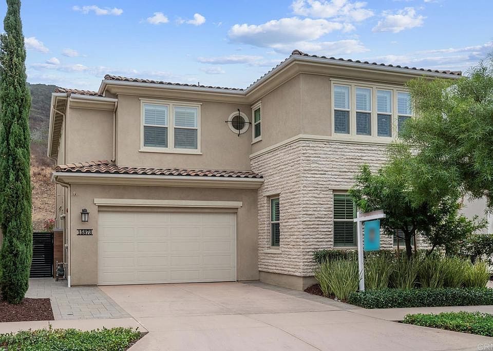 1st image of 15873 Winecreek Dr