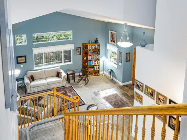 7034 Ara Ln, Carmichael, CA 95608