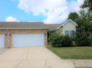 8602 Harrison St, Merrillville, IN 46410