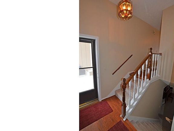 3rd image of 4764 Rockvalley Dr NE #66