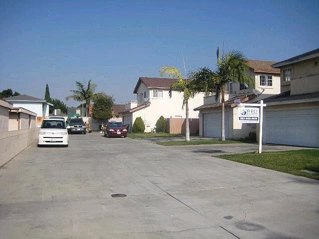 2nd image of 4293 Carlin Ave
