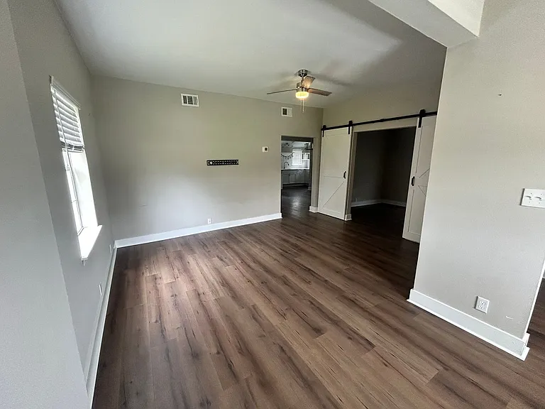 1116 Michigan Ave — Photo 5