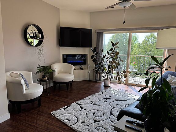 5th image of 5633 Brendan Ave #5633