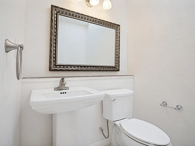 6355 Starnes Rd — Photo 18