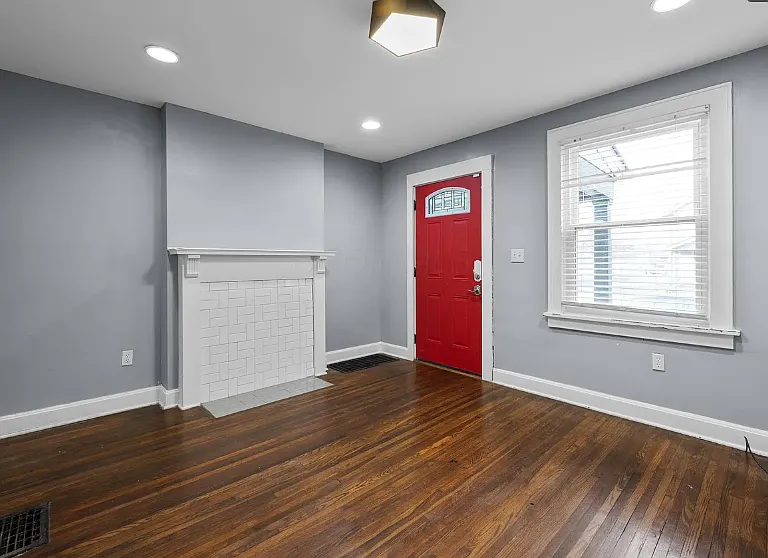 1230 Gilbert St — Photo 11
