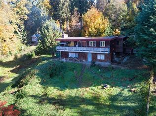 18303 E Spring Lake Dr SE, Renton, WA 98058