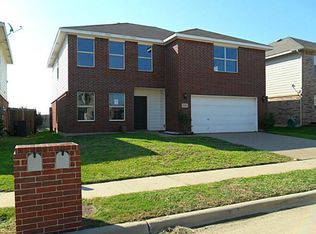 9229 Saint Martin Rd, Fort Worth, TX 76123