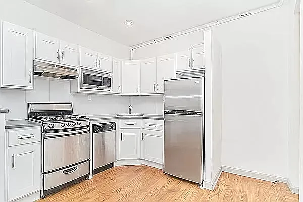 Rented by Living New York | media 7