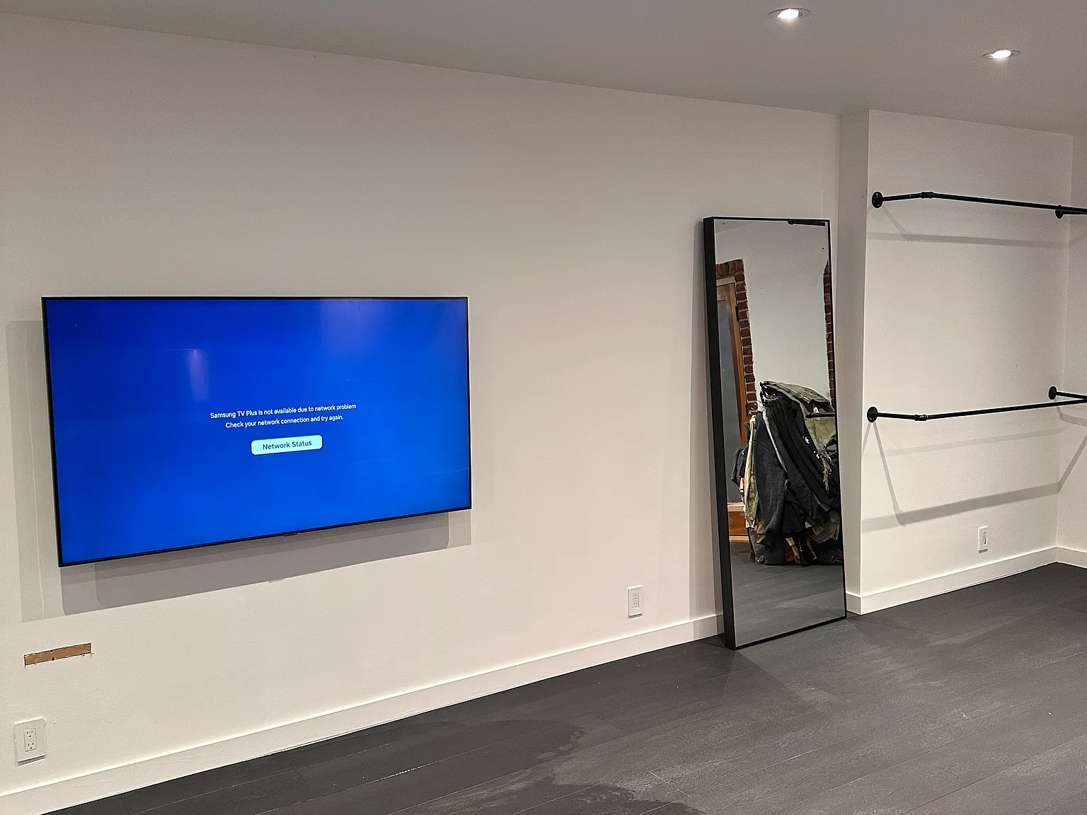 Studio, 825 sqft, $3,000 — Photo 4