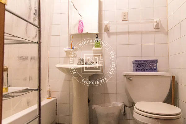 Rented by Nolita Group | media 12