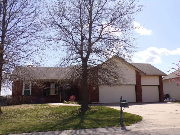 711 Chelsea St, Haysville, KS 67060