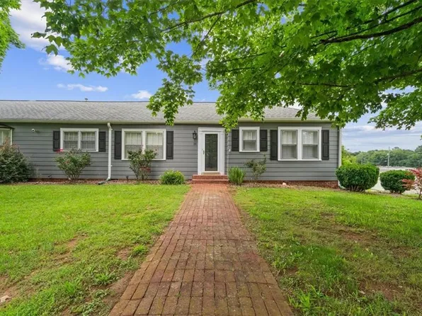 16 Bittings Ave, Summerville, GA 30747