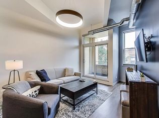 1645 W School St APT 206, Chicago, IL 60657