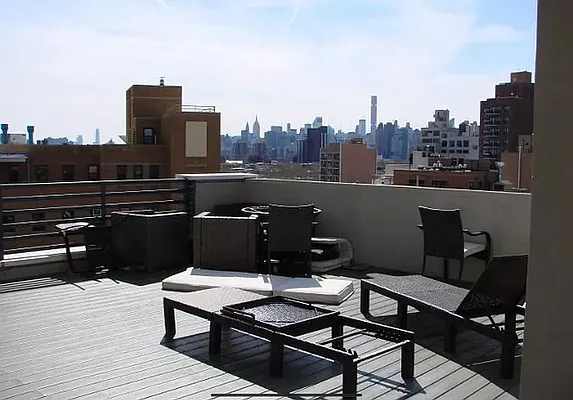 Rented by ABCO Commercial Properties, LLC | media 12