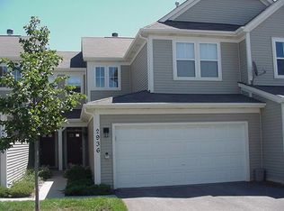 2936 Falling Waters Dr, Lindenhurst, IL 60046