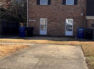 5865 Pickering St, Virginia Beach, VA 23462