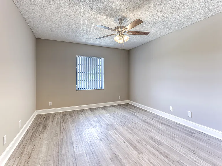 Delray Place Apartments — Photo 21