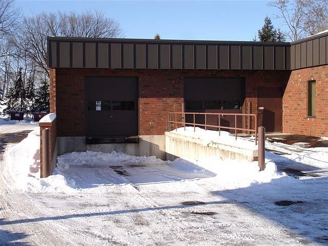 2nd image of 3440 Losey Blvd S