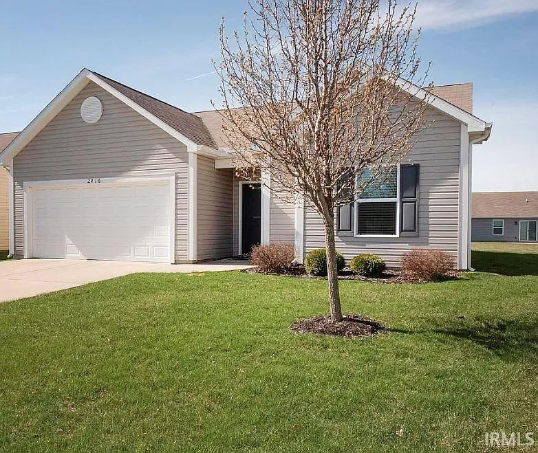 3 bed, 2.0 bath, 1386 sqft, $1,895 — Photo 1