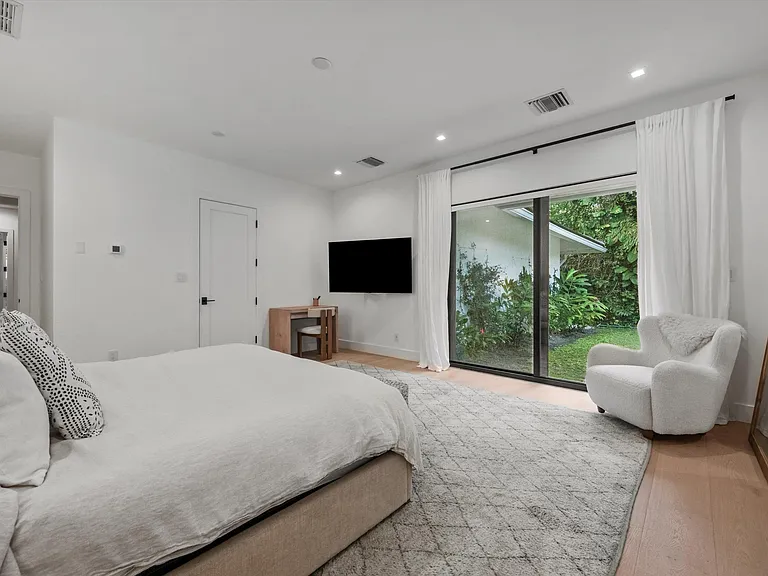 11685 Maidstone Dr — Photo 42