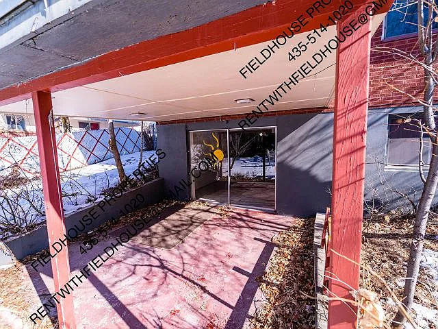 1077 Rose St — Photo 26