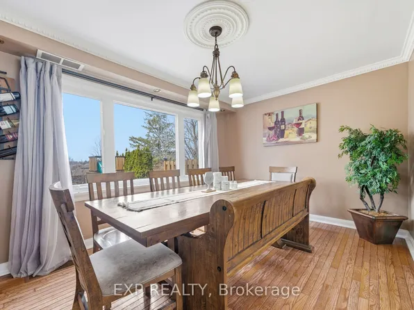 10 Valleyview Cres, Belleville, ON K8P 3G1