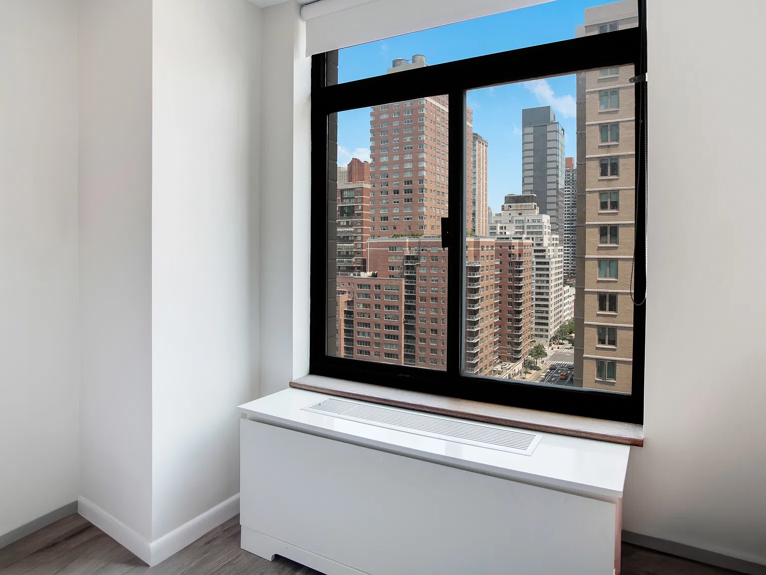 400 East 70th Street — Photo 4