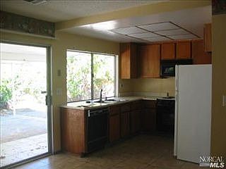 2nd image of 2827 Elmhurst Cir