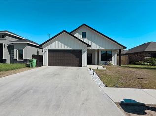 425 Blue Sky St, Rio Grande City, TX 78582