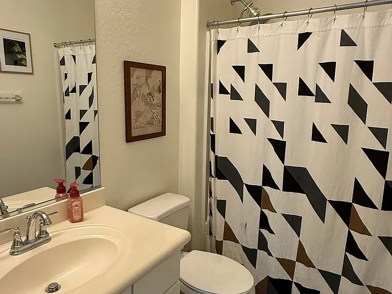 2658 S Harmony Ave — Photo 22