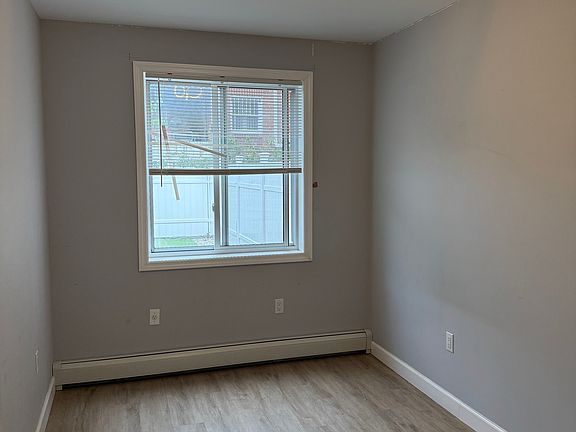 2nd image of 7308 Utopia Pkwy Floor 1