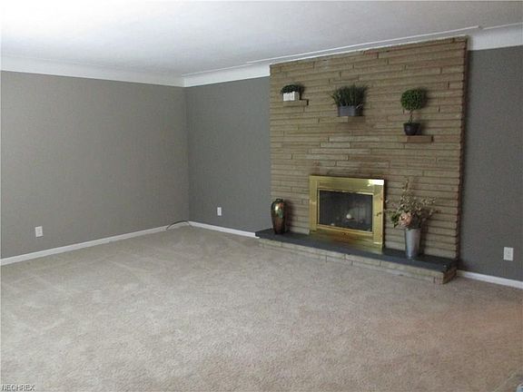 2nd image of 6455 Tanglewood Ln